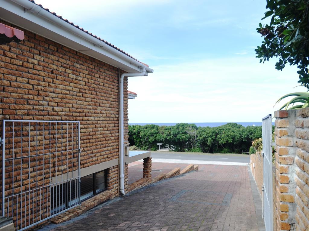 Great White Accommodation Kleinbaai エクステリア 写真