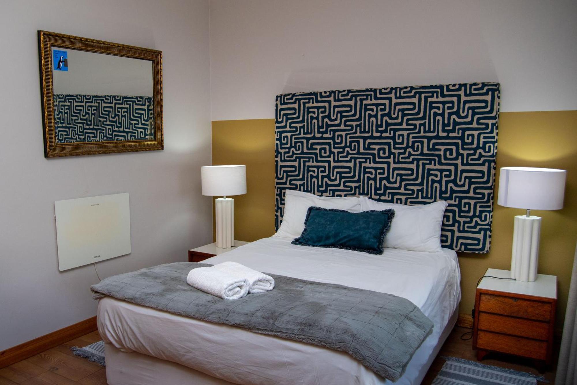Great White Accommodation Kleinbaai エクステリア 写真