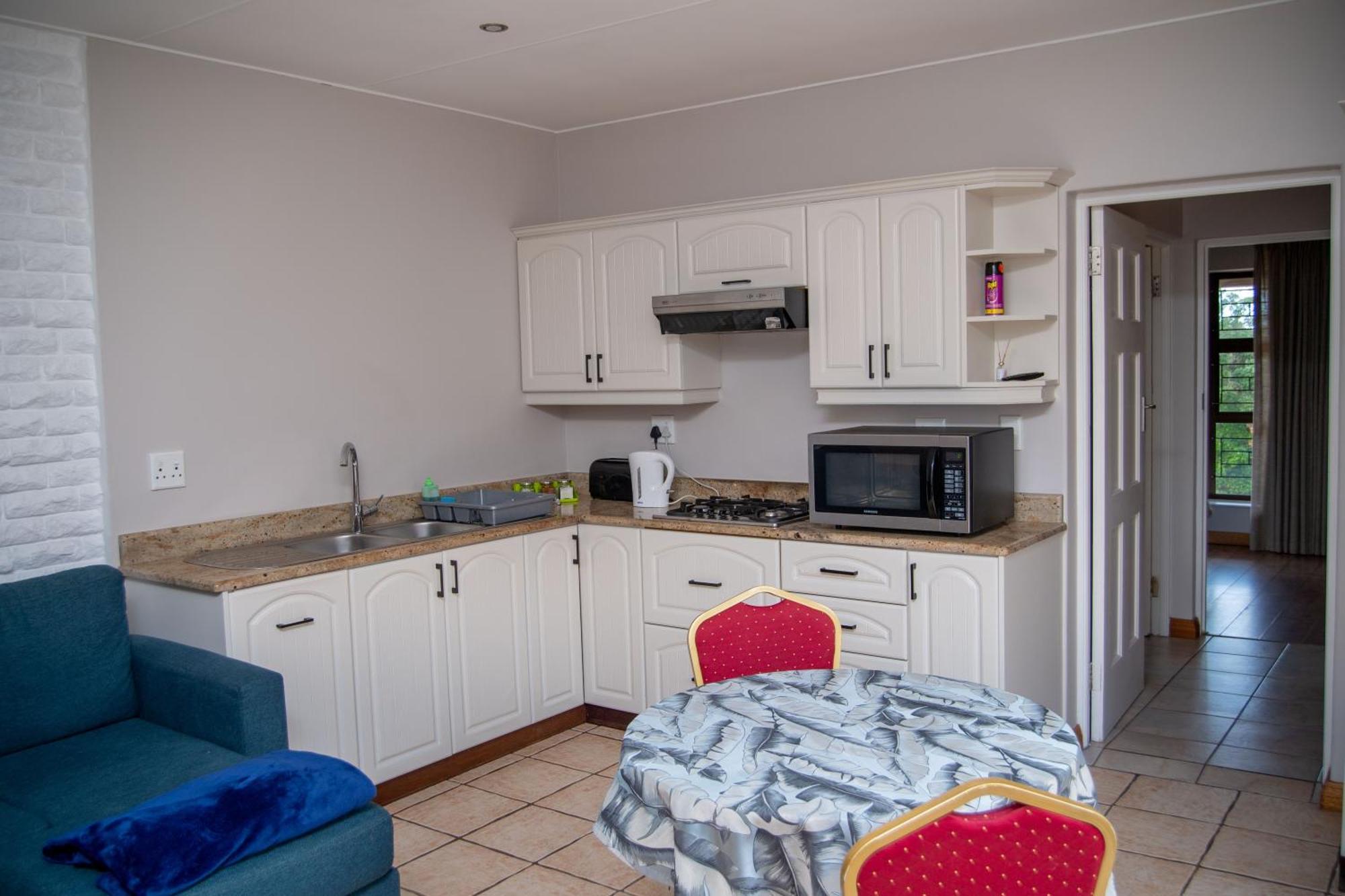 Great White Accommodation Kleinbaai エクステリア 写真